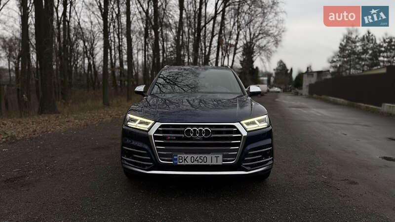 Внедорожник / Кроссовер Audi SQ5 2017 в Киеве фото 14 Внедорожник / Кроссовер Audi SQ5 2017 в Киеве