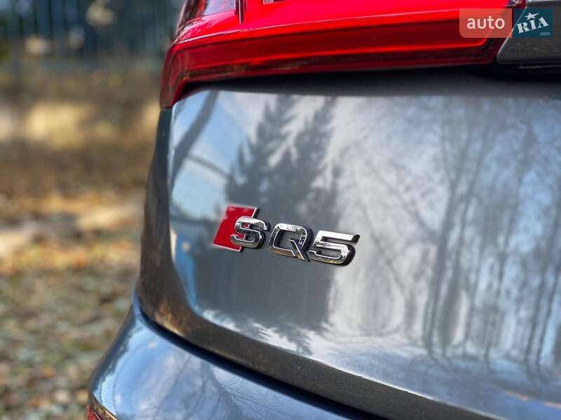 Внедорожник / Кроссовер Audi SQ5 2019 в Киеве