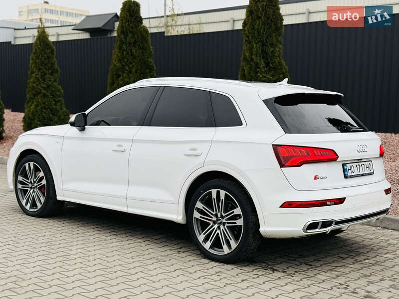 Позашляховик / Кросовер Audi SQ5 2017 в Тернополі
