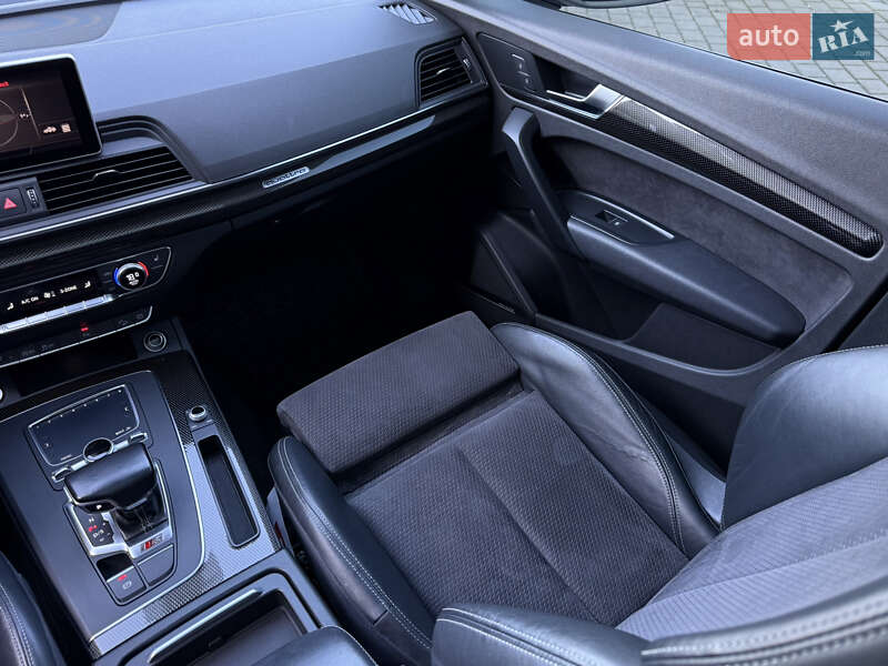 Позашляховик / Кросовер Audi SQ5 2017 в Тернополі