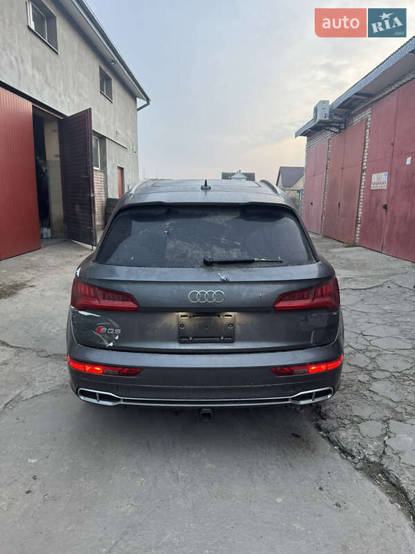 Внедорожник / Кроссовер Audi SQ5 2018 в Луцке