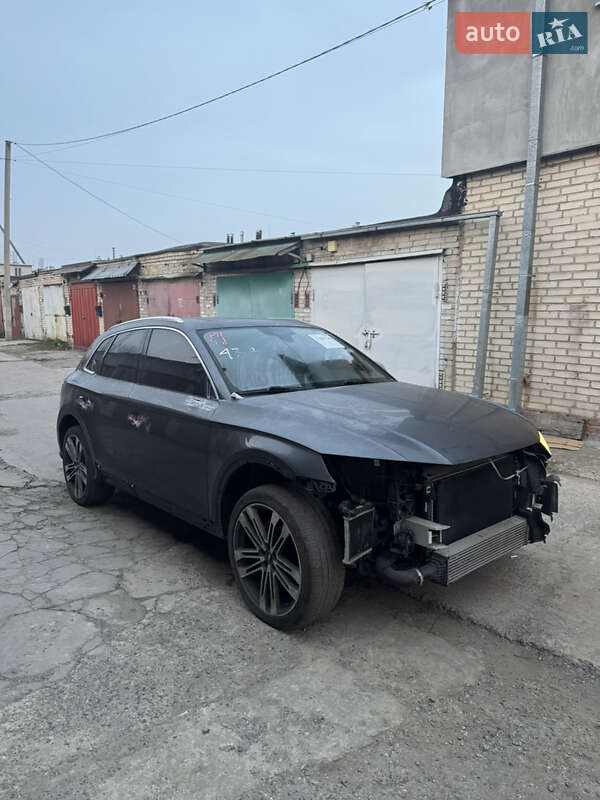 Внедорожник / Кроссовер Audi SQ5 2018 в Луцке