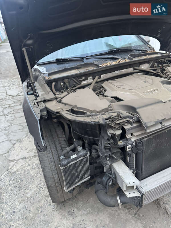 Внедорожник / Кроссовер Audi SQ5 2018 в Луцке