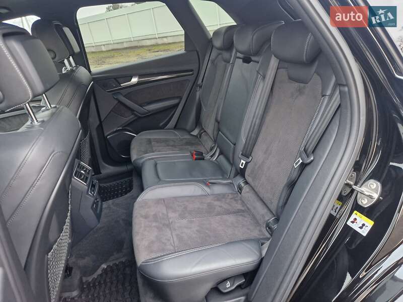 Внедорожник / Кроссовер Audi SQ5 2018 в Полтаве