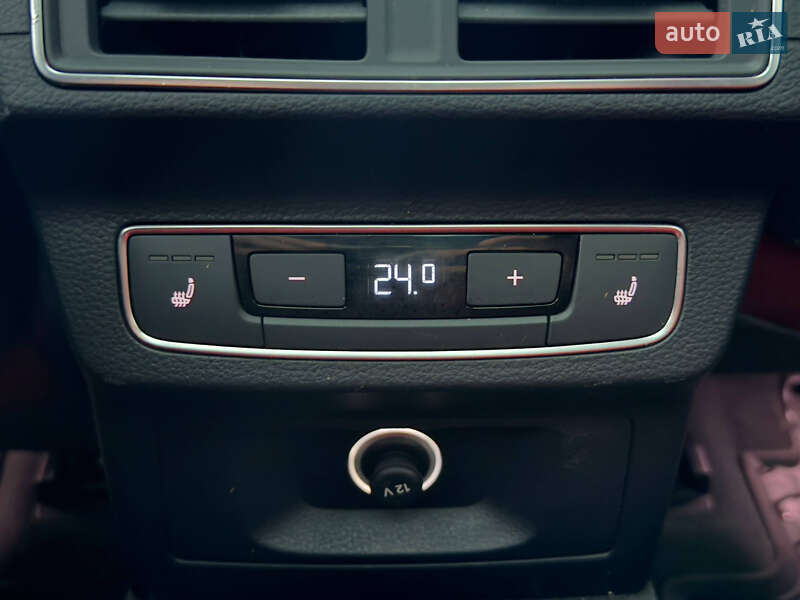 Внедорожник / Кроссовер Audi SQ5 2017 в Измаиле