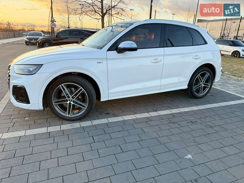 Позашляховик / Кросовер Audi SQ5 2018 в Мукачевому
