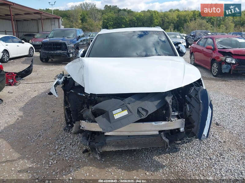 Внедорожник / Кроссовер Audi SQ5 2018 в Ровно фото 5 Внедорожник / Кроссовер Audi SQ5 2018 в Ровно