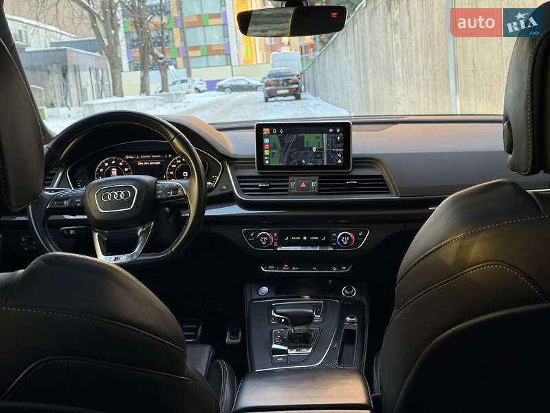 Позашляховик / Кросовер Audi SQ5 2017 в Києві фото 28 Позашляховик / Кросовер Audi SQ5 2017 в Києві