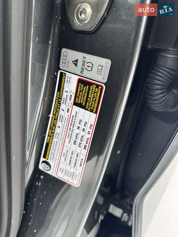 Внедорожник / Кроссовер Audi SQ5 2018 в Луцке