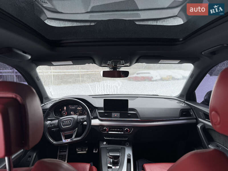 Внедорожник / Кроссовер Audi SQ5 2018 в Луцке