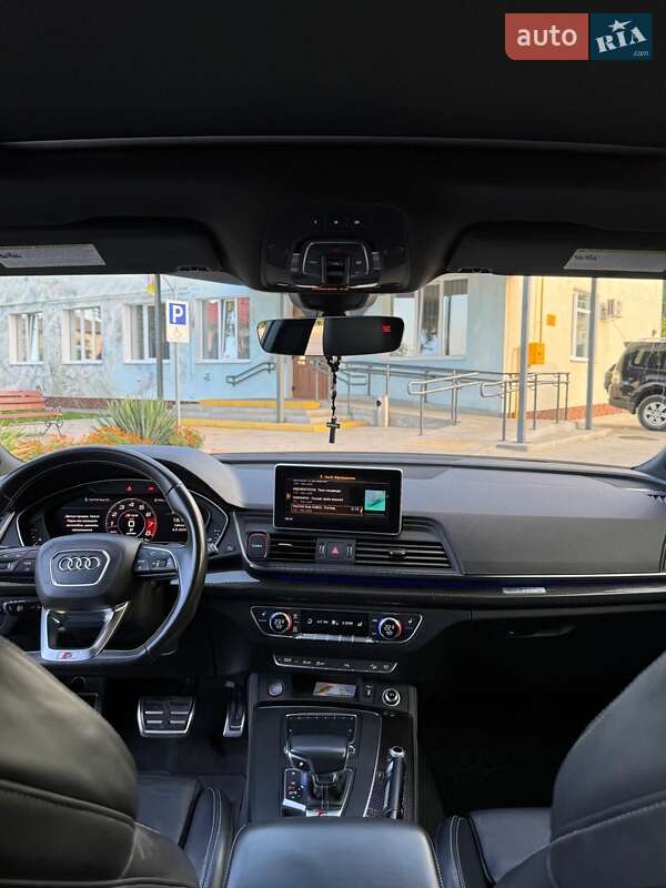 Внедорожник / Кроссовер Audi SQ5 2018 в Городенке