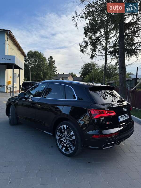 Внедорожник / Кроссовер Audi SQ5 2018 в Городенке