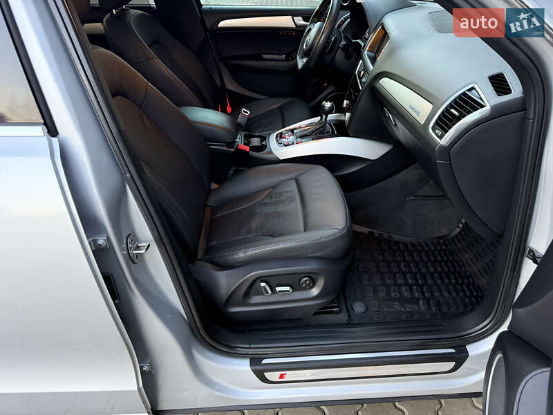 Внедорожник / Кроссовер Audi SQ5 2014 в Ковеле