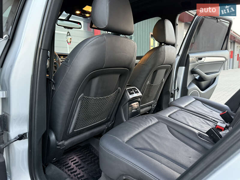 Внедорожник / Кроссовер Audi SQ5 2014 в Ковеле