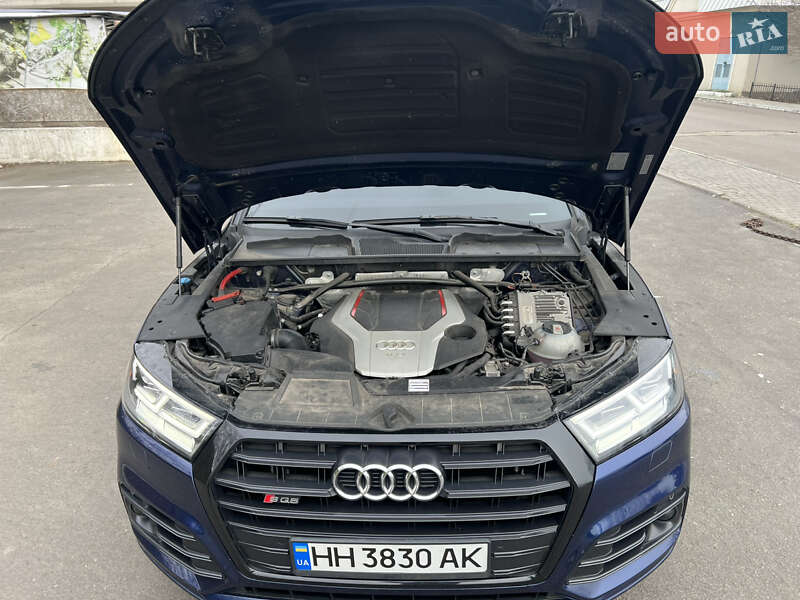 Внедорожник / Кроссовер Audi SQ5 2019 в Одессе