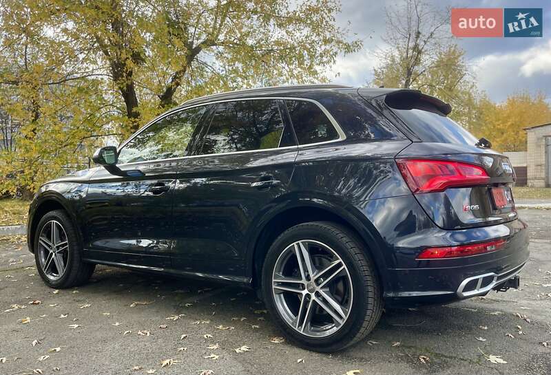 Внедорожник / Кроссовер Audi SQ5 2019 в Киеве