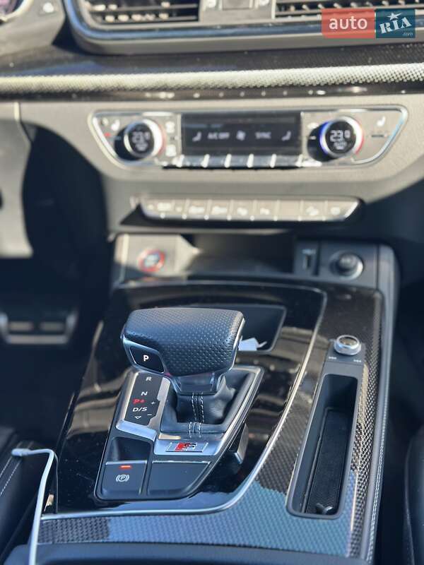 Внедорожник / Кроссовер Audi SQ5 2022 в Одессе