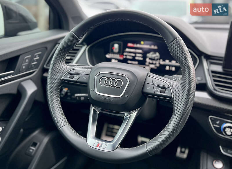 Внедорожник / Кроссовер Audi SQ5 2021 в Киеве
