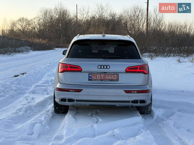 Внедорожник / Кроссовер Audi SQ5 2018 в Долине