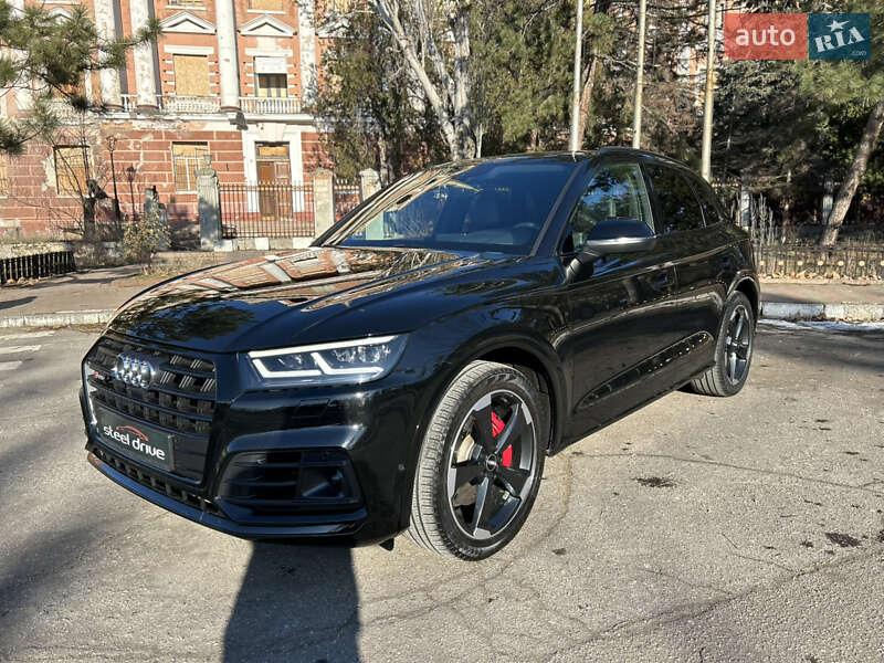Внедорожник / Кроссовер Audi SQ5 2019 в Николаеве
