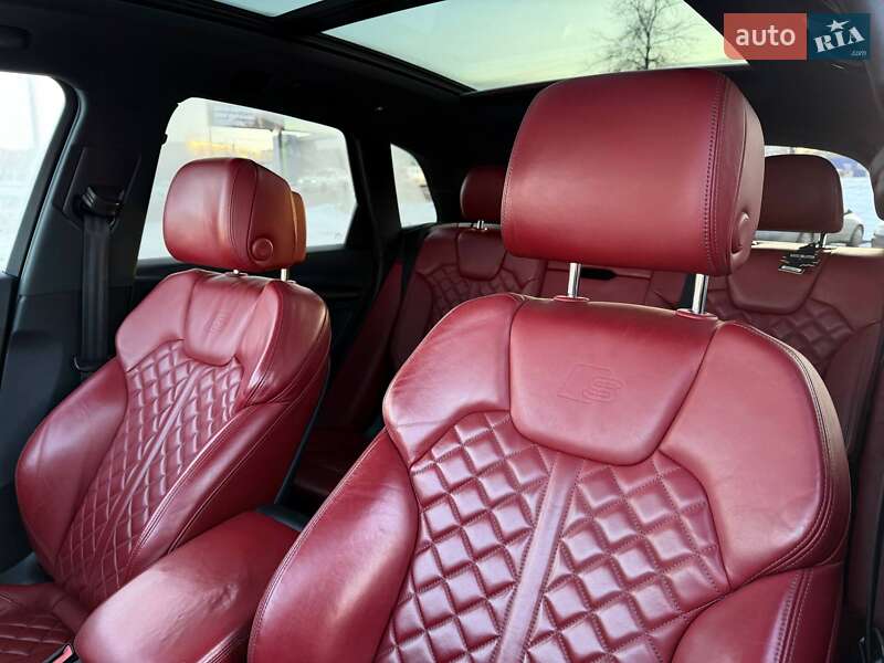 Внедорожник / Кроссовер Audi SQ5 2018 в Кривом Роге