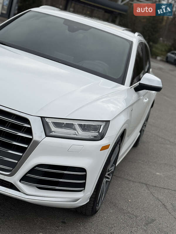 Внедорожник / Кроссовер Audi SQ5 2018 в Львове
