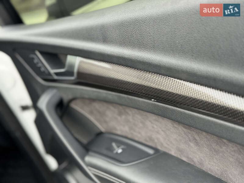 Внедорожник / Кроссовер Audi SQ5 2018 в Львове