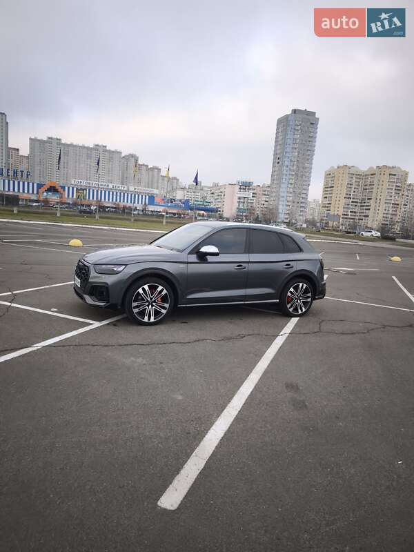 Внедорожник / Кроссовер Audi SQ5 2018 в Киеве
