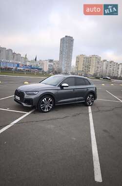 Внедорожник / Кроссовер Audi SQ5 2018 в Киеве