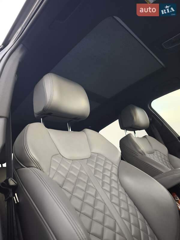 Внедорожник / Кроссовер Audi SQ5 2018 в Киеве