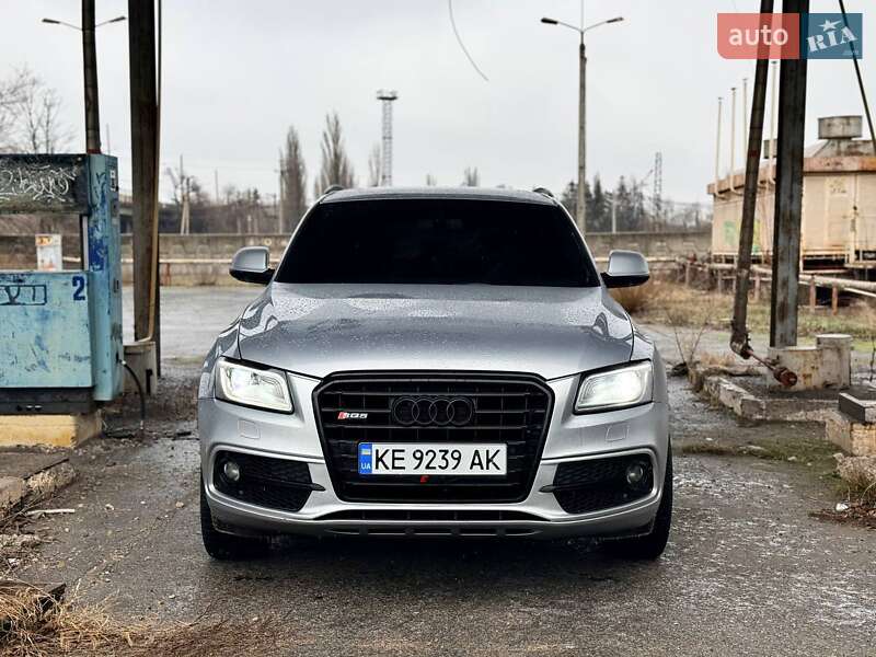 Audi SQ5 2015 Audi SQ5 2015