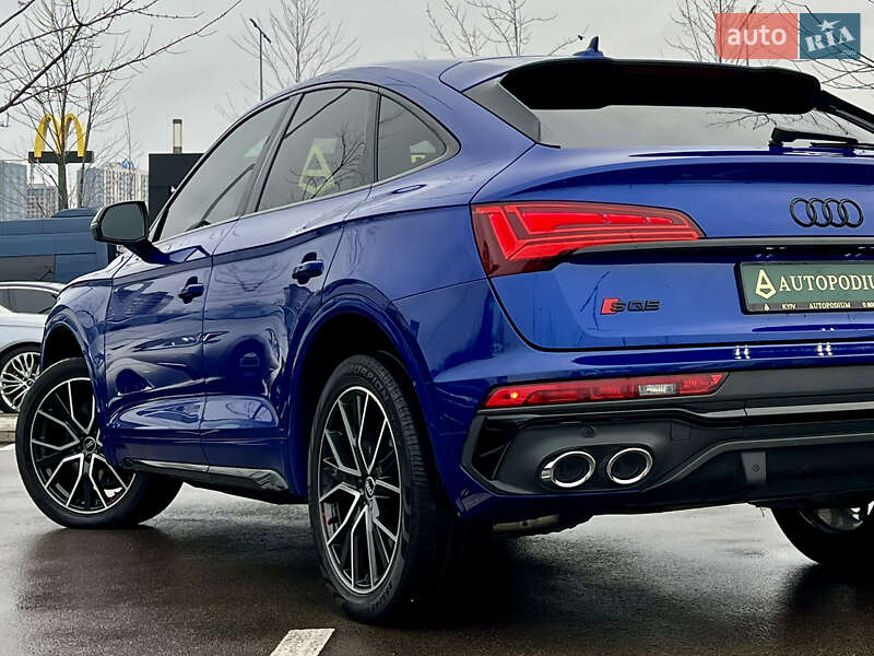 Позашляховик / Кросовер Audi SQ5 2021 в Києві