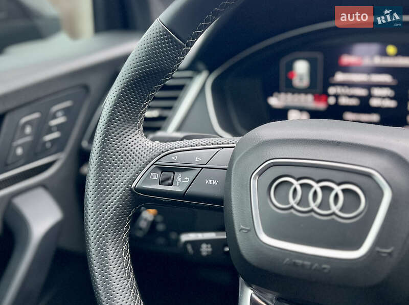 Позашляховик / Кросовер Audi SQ5 2021 в Києві