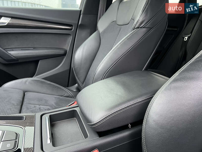 Позашляховик / Кросовер Audi SQ5 2021 в Києві