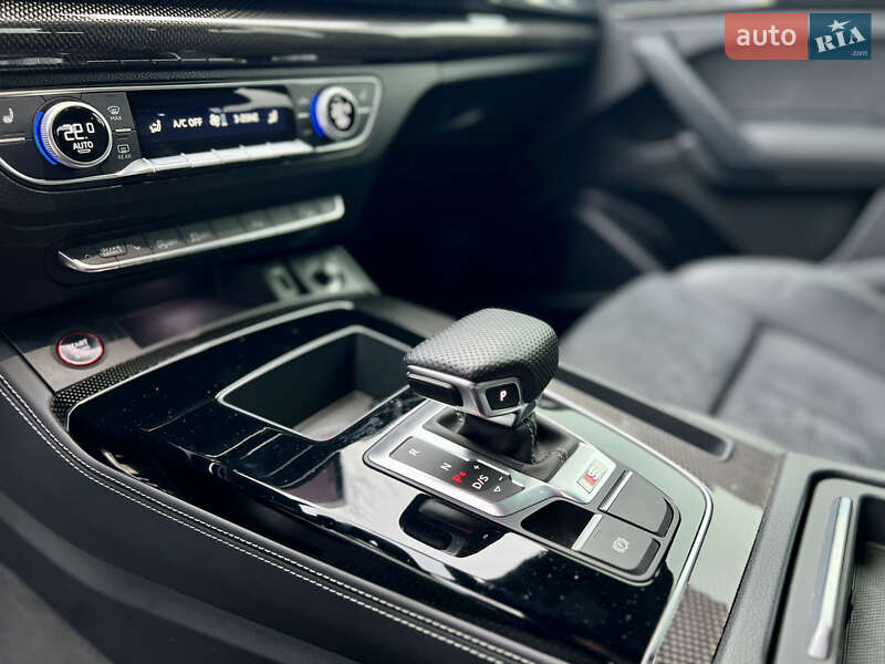 Позашляховик / Кросовер Audi SQ5 2021 в Києві