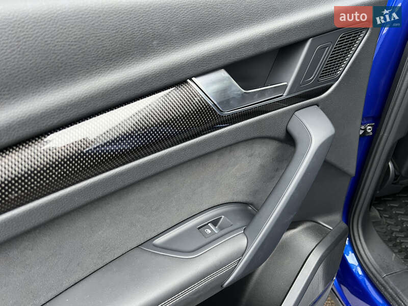Позашляховик / Кросовер Audi SQ5 2021 в Києві