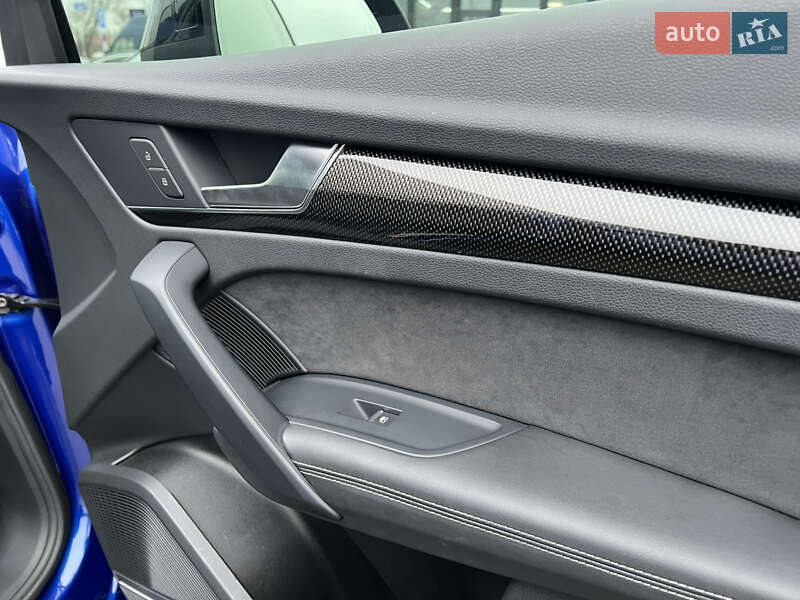 Позашляховик / Кросовер Audi SQ5 2021 в Києві