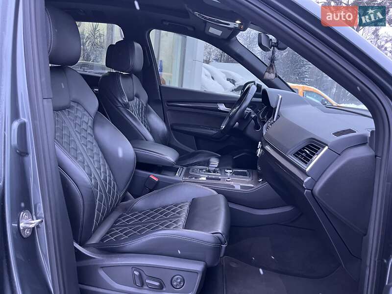 Позашляховик / Кросовер Audi SQ5 2018 в Житомирі фото 26 Позашляховик / Кросовер Audi SQ5 2018 в Житомирі