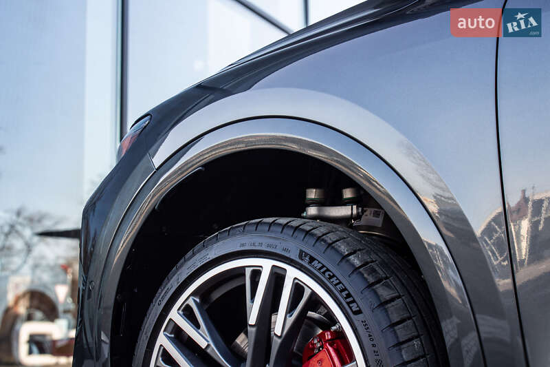 Внедорожник / Кроссовер Audi SQ5 2025 в Львове