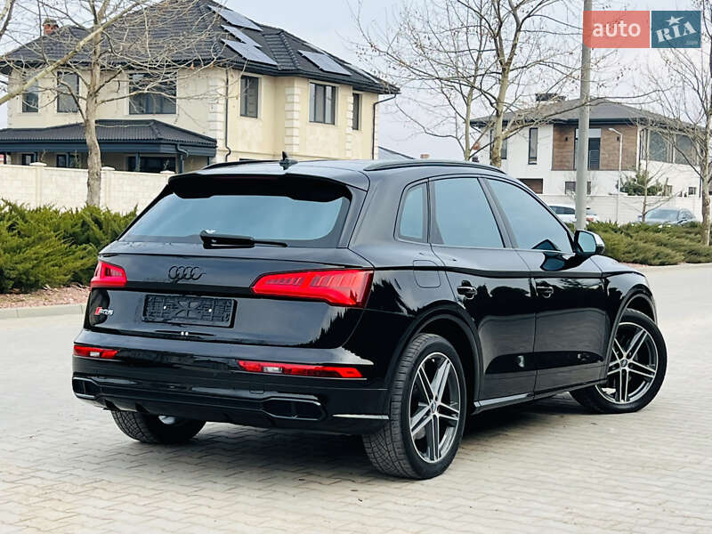 Позашляховик / Кросовер Audi SQ5 2020 в Одесі фото 15 Позашляховик / Кросовер Audi SQ5 2020 в Одесі