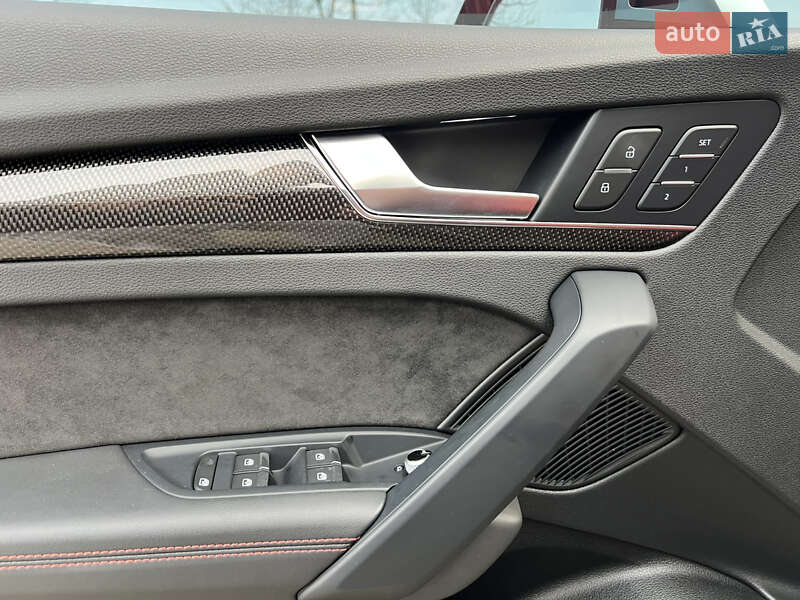 Позашляховик / Кросовер Audi SQ5 2020 в Одесі фото 49 Позашляховик / Кросовер Audi SQ5 2020 в Одесі