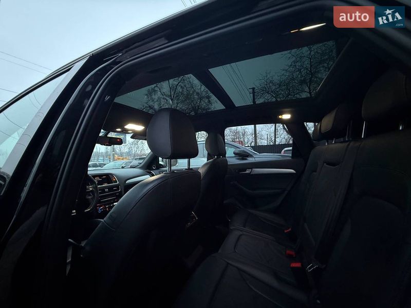 Внедорожник / Кроссовер Audi SQ5 2014 в Киеве