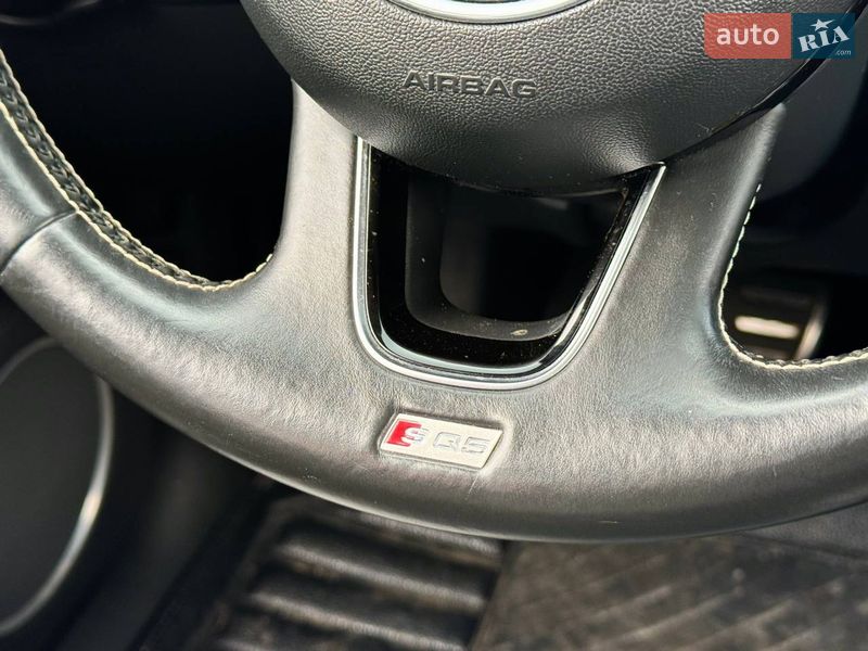 Внедорожник / Кроссовер Audi SQ5 2015 в Киеве