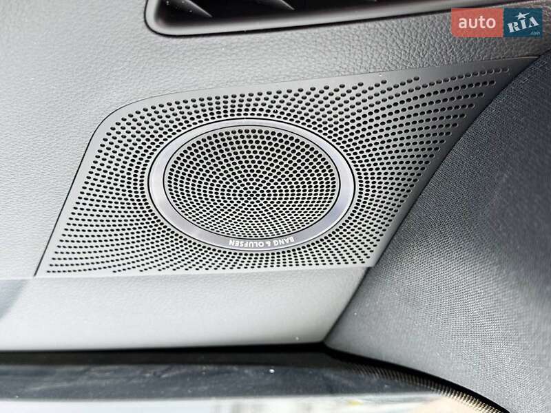 Внедорожник / Кроссовер Audi SQ5 2015 в Киеве