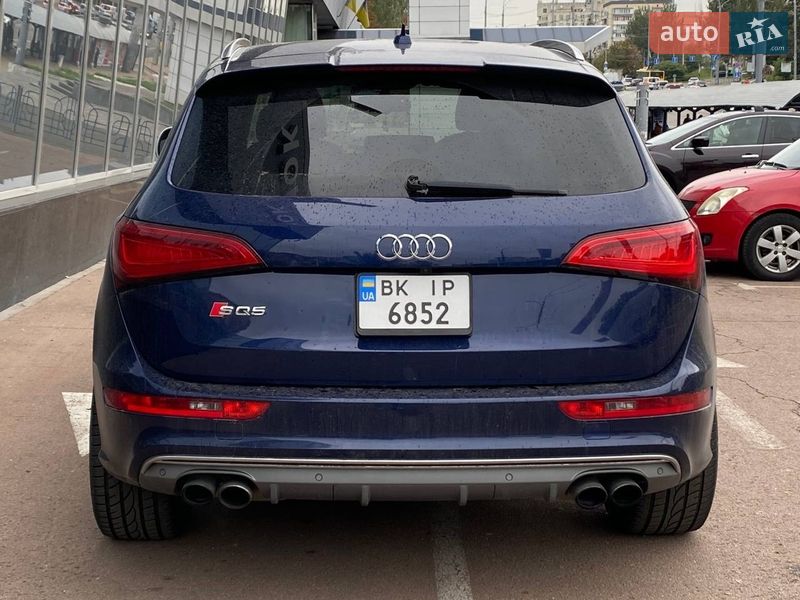 Внедорожник / Кроссовер Audi SQ5 2013 в Киеве