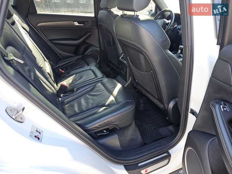 Внедорожник / Кроссовер Audi SQ5 2014 в Каменском