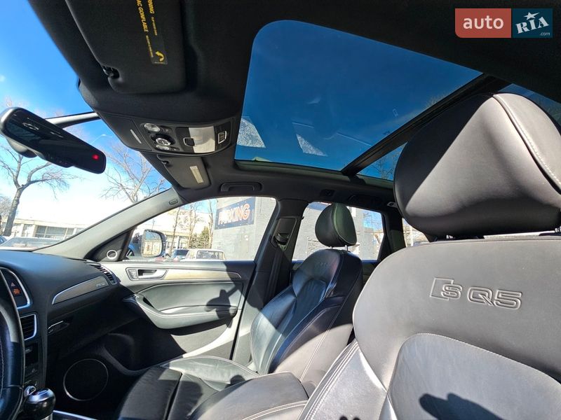 Внедорожник / Кроссовер Audi SQ5 2014 в Каменском