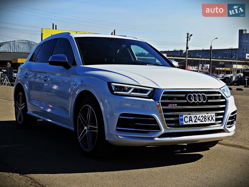Внедорожник / Кроссовер Audi SQ5 2018 в Черкассах