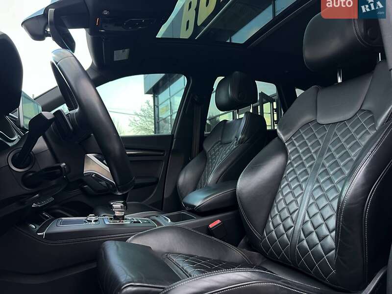 Позашляховик / Кросовер Audi SQ5 2018 в Івано-Франківську