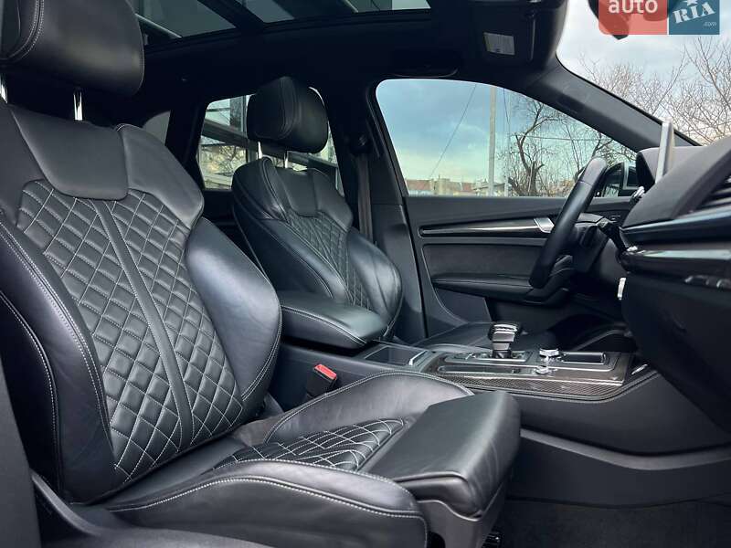 Позашляховик / Кросовер Audi SQ5 2018 в Івано-Франківську